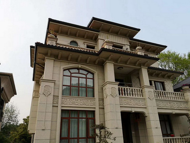 選外墻涂料用水包砂、仿石漆哪個(gè)好？